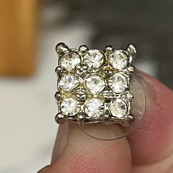 Vintage Square Rhinestone Earrings - Picture 3 of 5